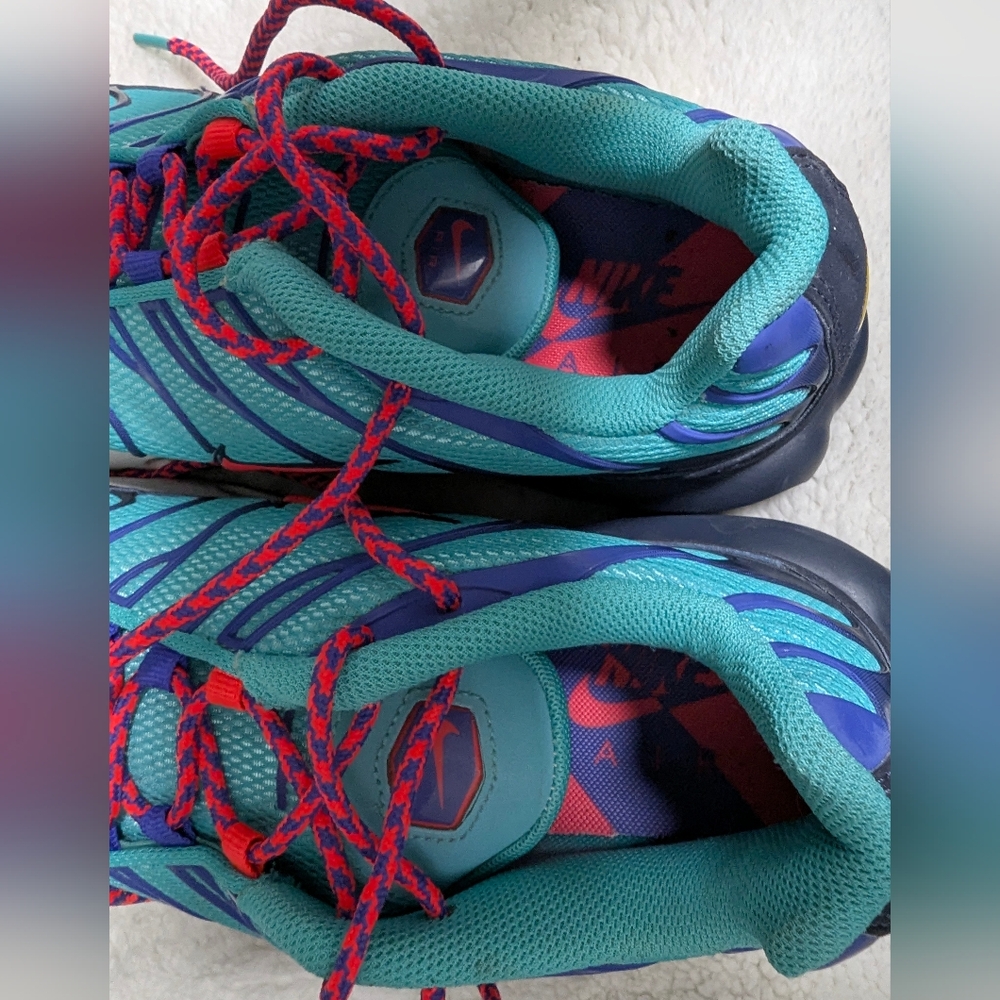 Nike Air Max Plus Discover Your Air Mens 12 Running Hyper Jade AV7940-30… - Picture 9 of 14